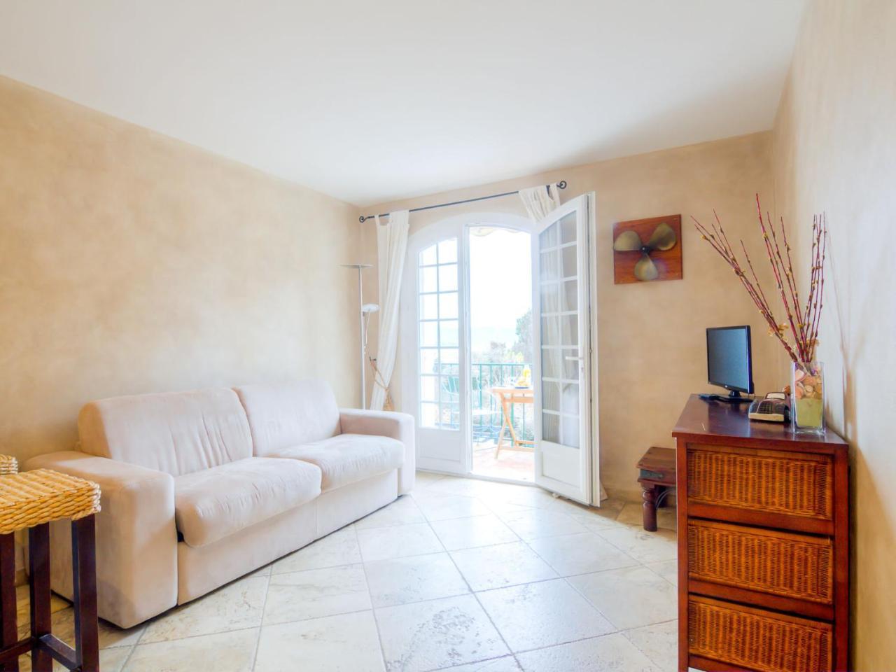 Apartment Les Carles By Interhome Saint-Tropez Exterior photo